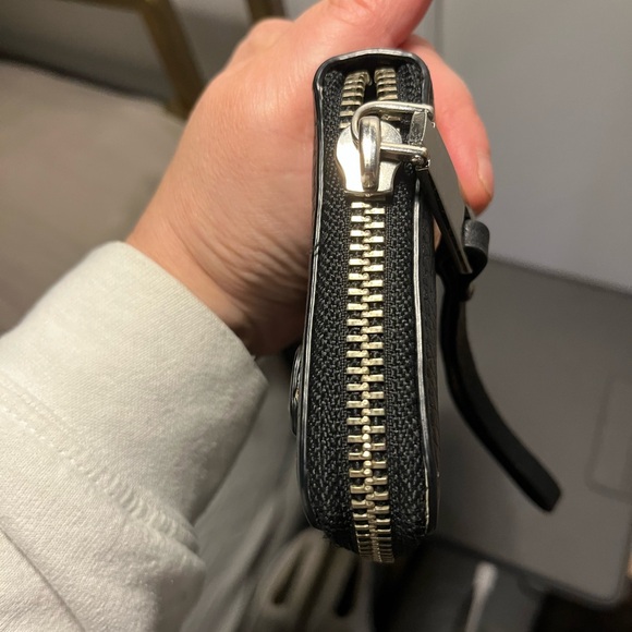 Marc Jacobs Wallet - Picture 5 of 9